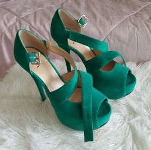 LUICHINY GREEN PLATFORM HEELS